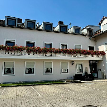 Hotel Fischerwirt Ismaning Exterior photo